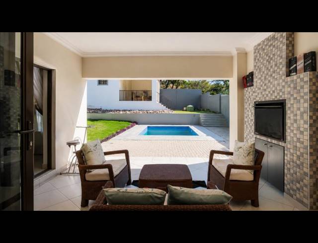 4 BEDROOM HOUSE FOR SALE IN SOUTH CREST